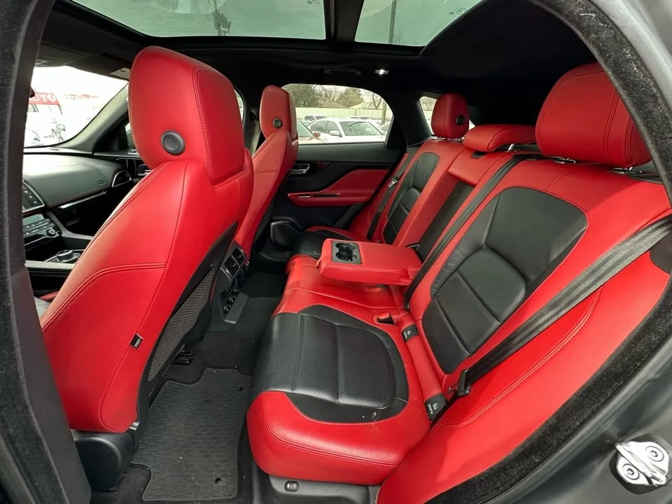 2017 Jaguar F-Pace - Image 17 of 20