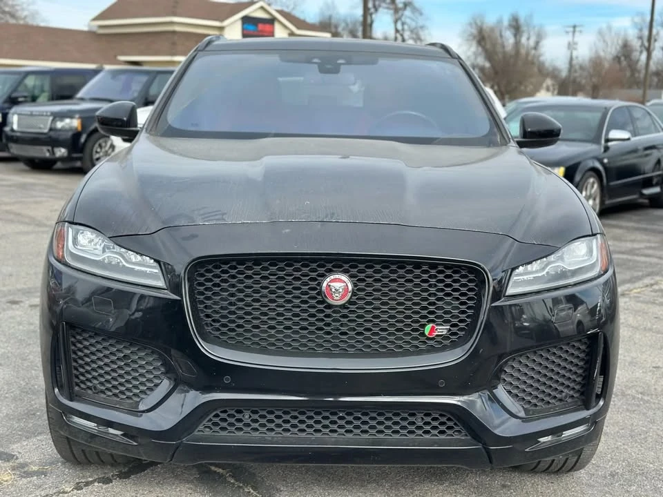 2017 Jaguar F-Pace - Image 3 of 20