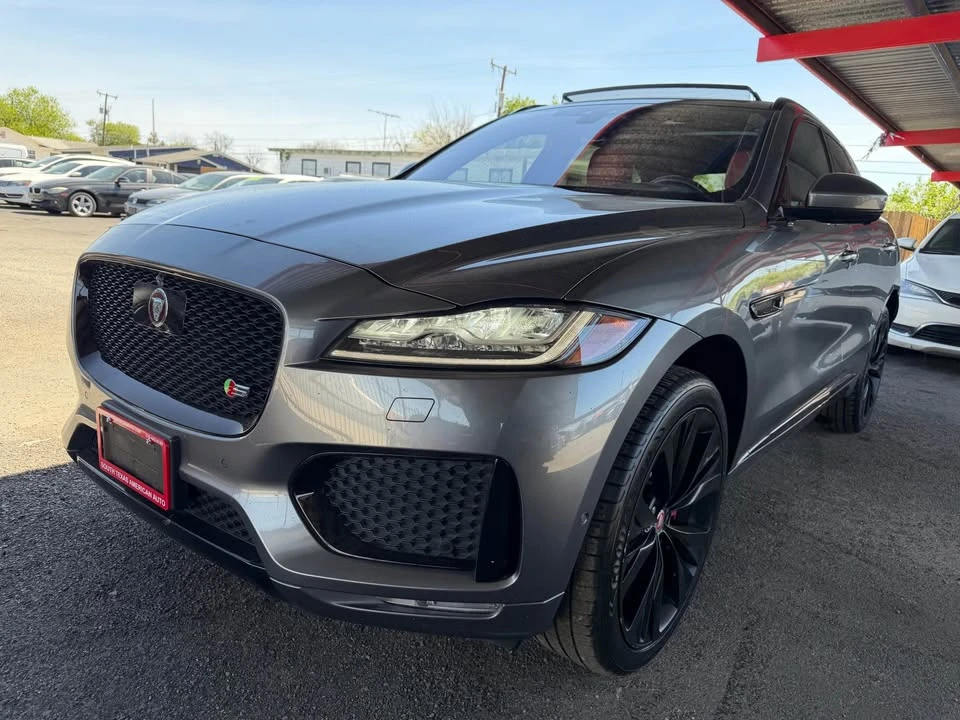 2017 Jaguar F-Pace - Image 5 of 11