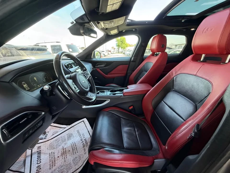 2017 Jaguar F-Pace - Image 6 of 11