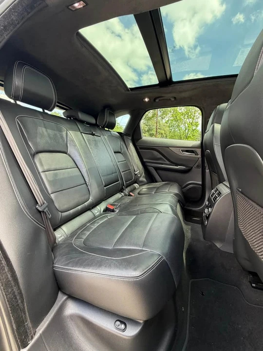 2017 Jaguar F-Pace - Image 15 of 16
