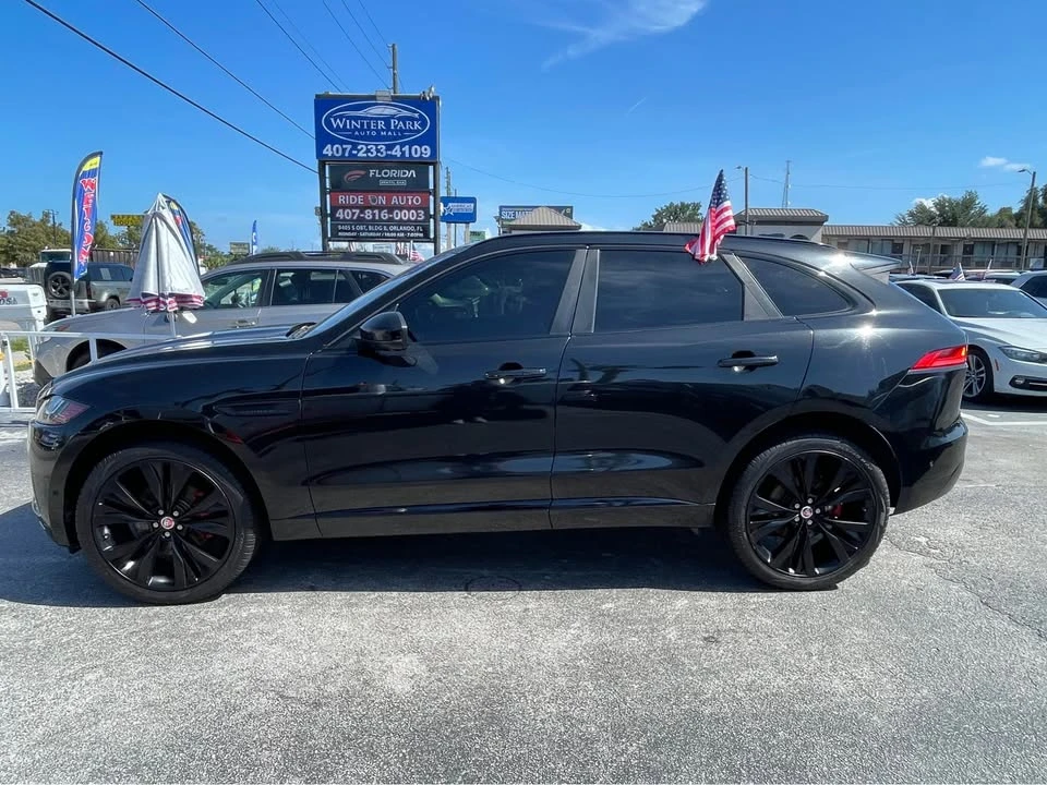 2017 Jaguar F-Pace - Image 4 of 11