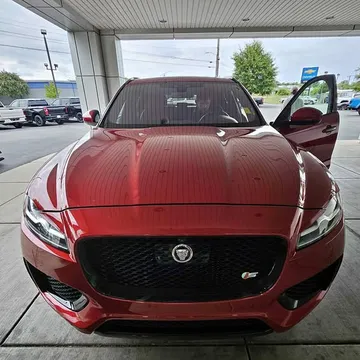 2017 Jaguar F-PACE S Sport Utility 4D