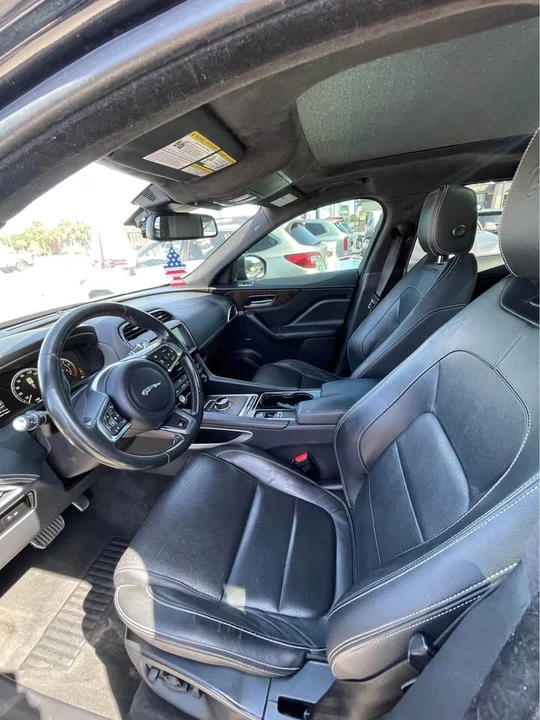 2017 Jaguar F-Pace - Image 9 of 11