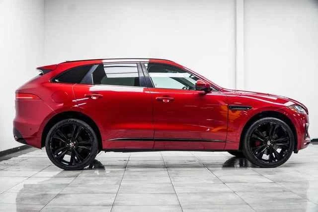 2017 Jaguar F-Pace - Image 5 of 17
