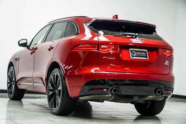 2017 Jaguar F-Pace - Image 8 of 17