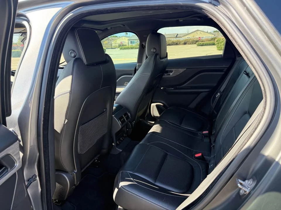 2017 Jaguar F-Pace - Image 10 of 14