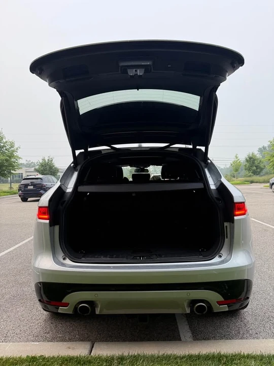 2017 Jaguar F-Pace - Image 6 of 14