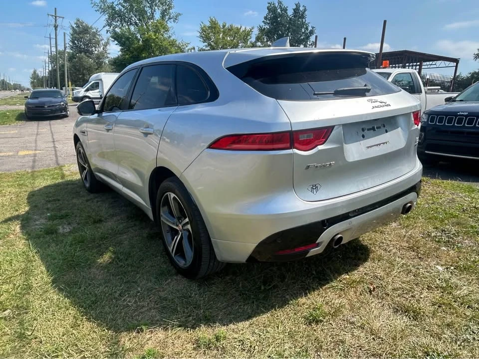 2017 Jaguar F-Pace - Image 3 of 18