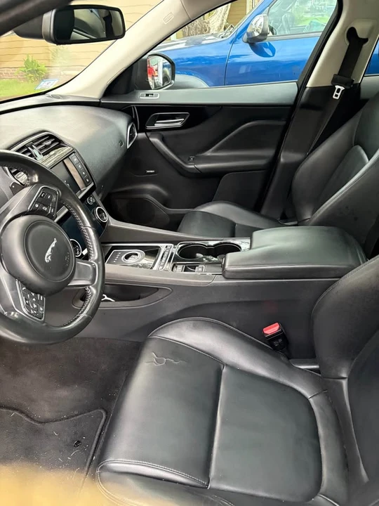 2017 Jaguar F-Pace - Image 6 of 13