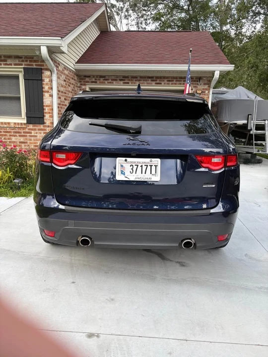 2017 Jaguar F-Pace - Image 3 of 13