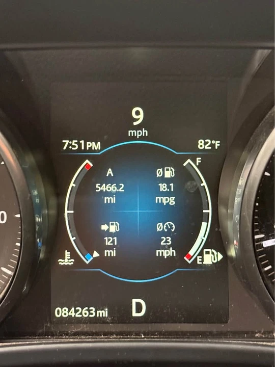 2017 Jaguar F-Pace - Image 14 of 14