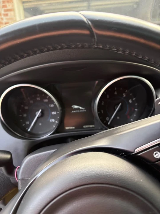 2017 Jaguar F-Pace - Image 10 of 13