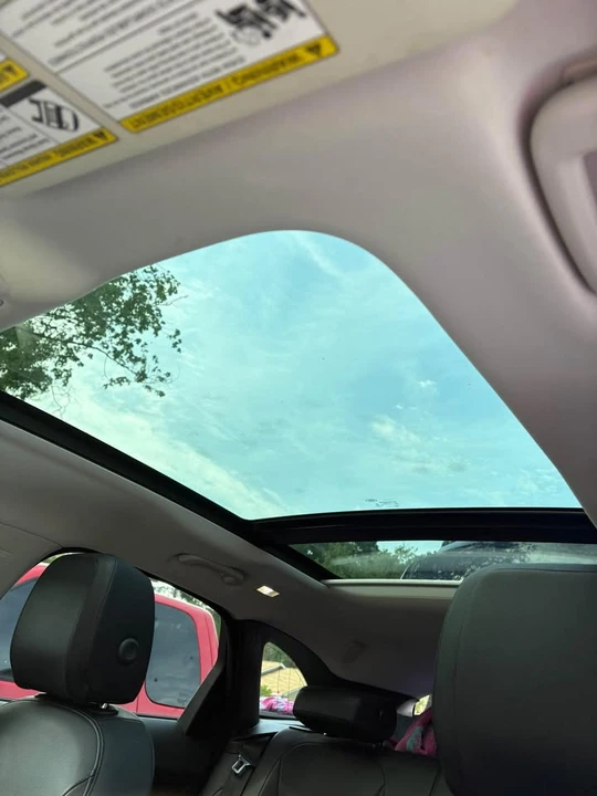 2017 Jaguar F-Pace - Image 8 of 13