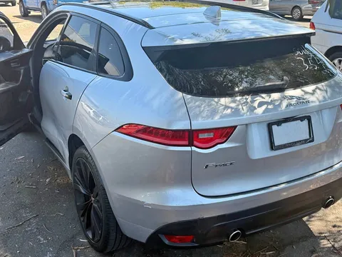 2017 Jaguar F-PACE S Sport Utility 4D