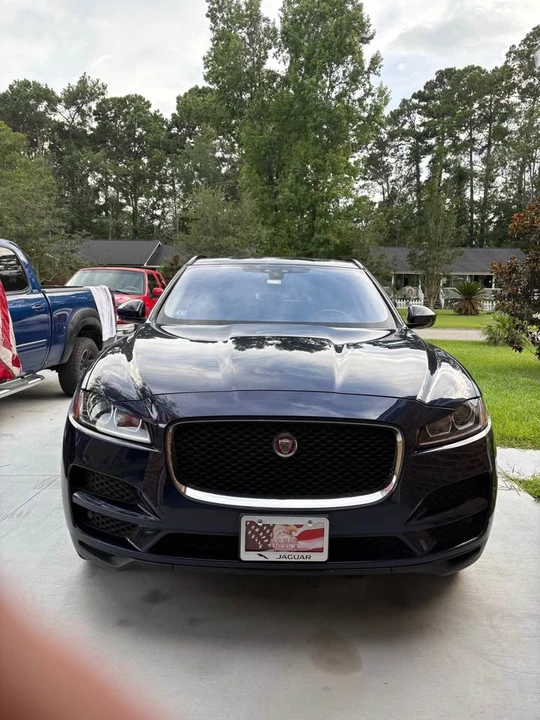 2017 Jaguar F-Pace - Image 2 of 13