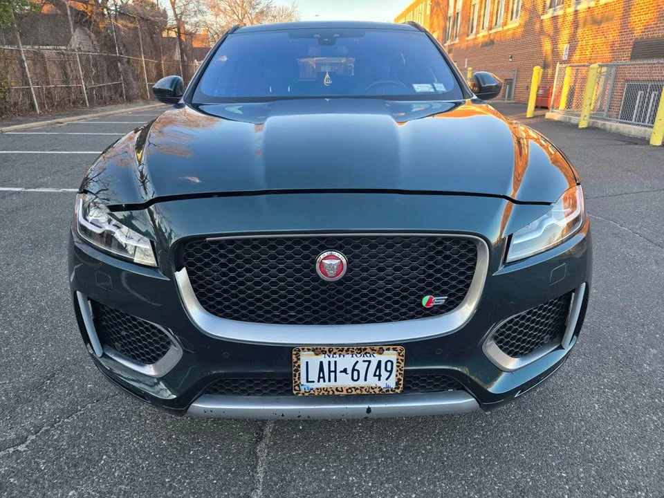 2017 Jaguar F-Pace - Image 4 of 20
