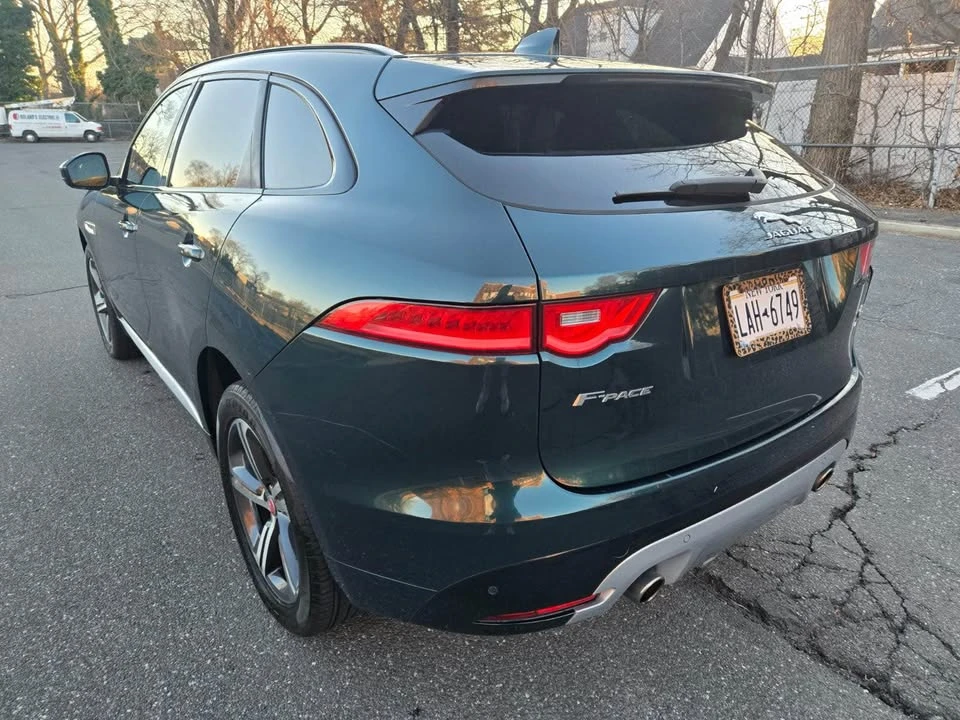 2017 Jaguar F-Pace - Image 2 of 20