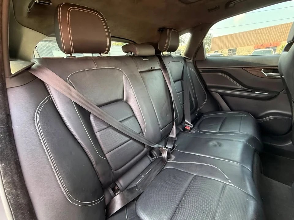 2017 Jaguar F-Pace - Image 6 of 20