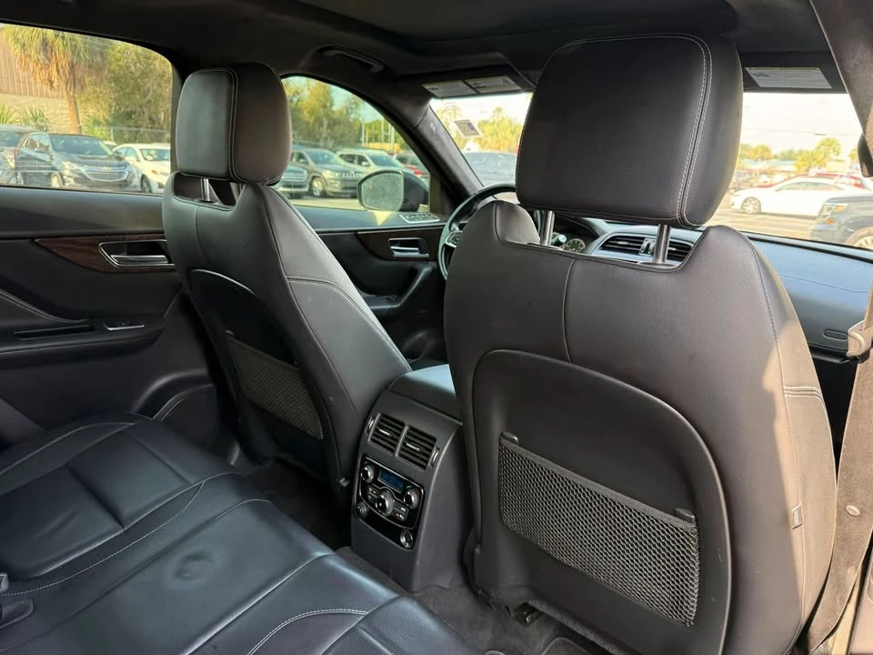 2017 Jaguar F-Pace - Image 7 of 20