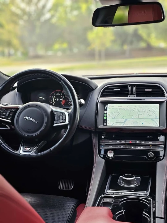 2017 Jaguar F-Pace - Image 14 of 14