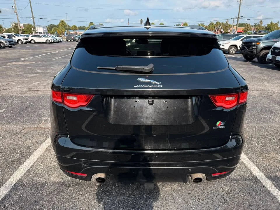 2017 Jaguar F-Pace - Image 11 of 20