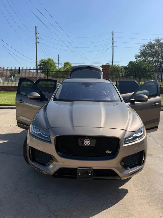 2017 Jaguar F-Pace - Image 6 of 19
