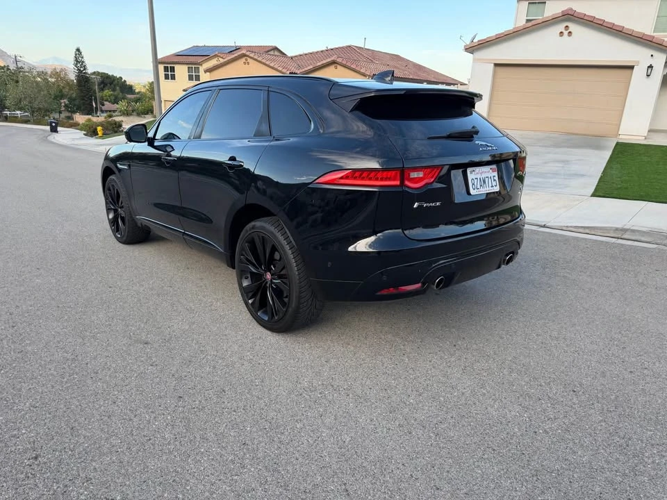 2017 Jaguar F-Pace - Image 6 of 20