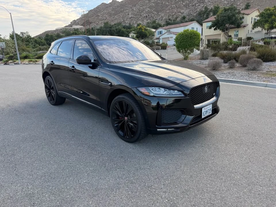 2017 Jaguar F-Pace - Image 2 of 20
