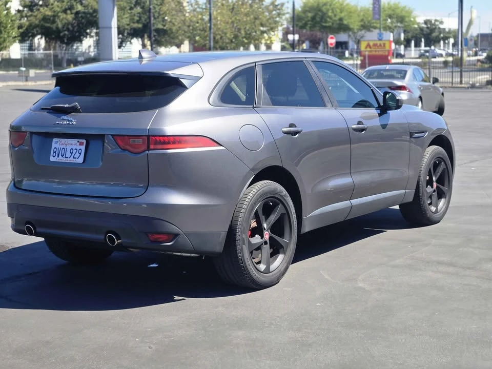 2017 Jaguar F-Pace - Image 6 of 15