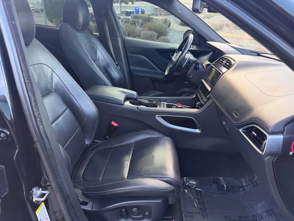 2017 Jaguar F-Pace - Image 16 of 20