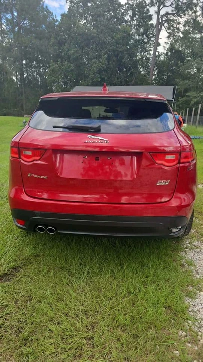 2017 Jaguar F-Pace - Image 5 of 8