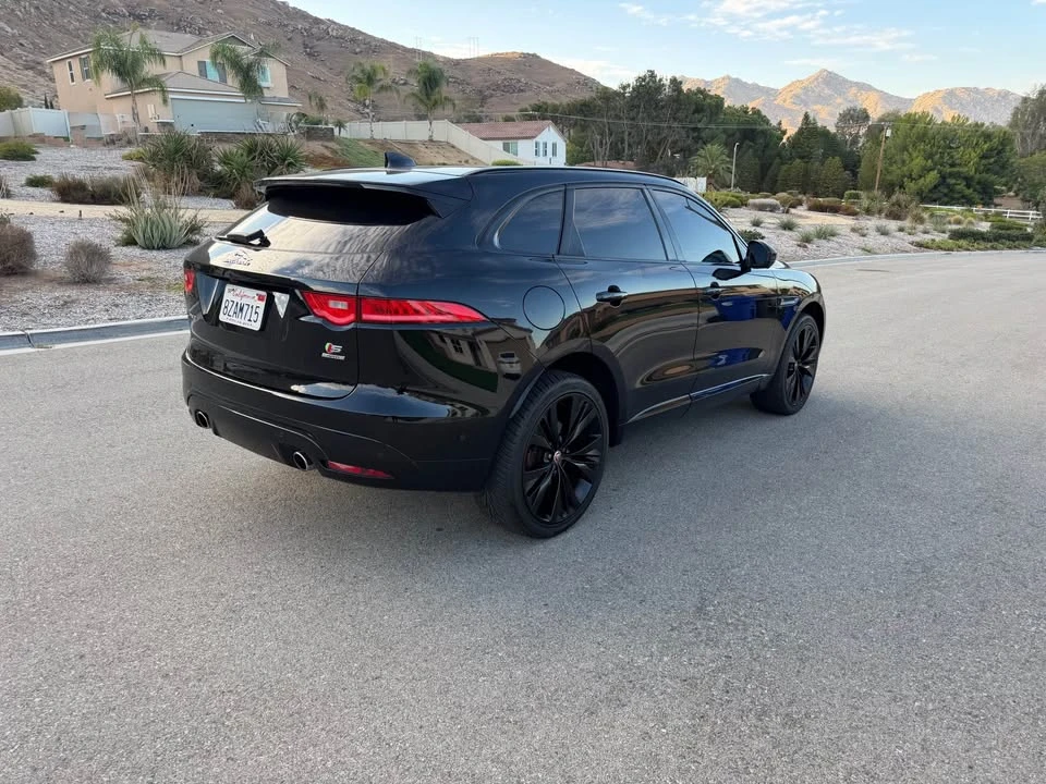 2017 Jaguar F-Pace - Image 7 of 20