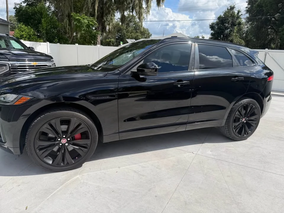 2017 Jaguar F-Pace - Image 9 of 11