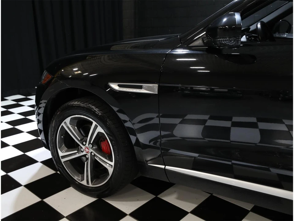 2017 Jaguar F-Pace - Image 29 of 31