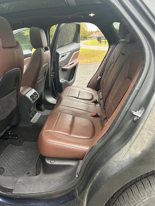 2017 Jaguar F-Pace - Image 7 of 11