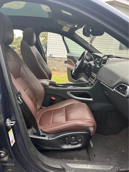 2017 Jaguar F-Pace - Image 11 of 11