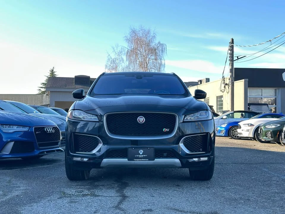 2017 Jaguar F-Pace - Image 2 of 9