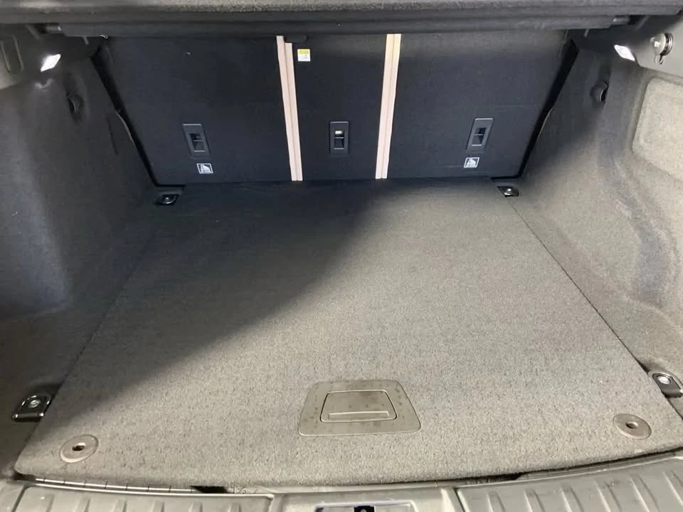 2017 Jaguar F-Pace - Image 15 of 20