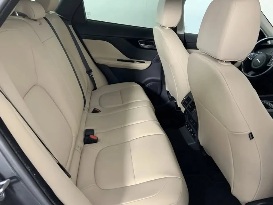 2017 Jaguar F-Pace - Image 17 of 19