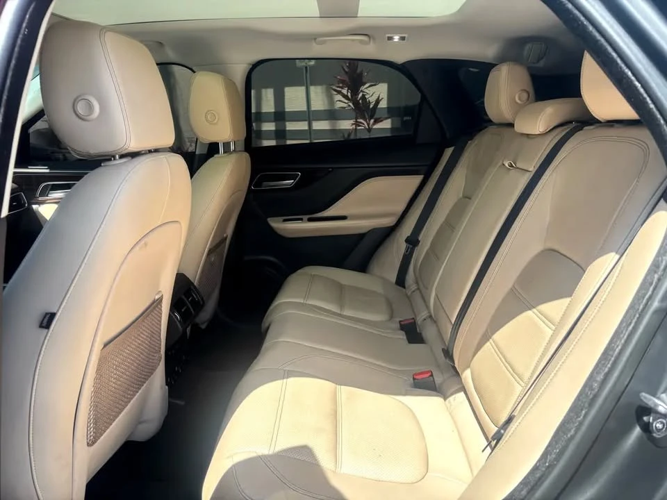 2017 Jaguar F-Pace - Image 12 of 12