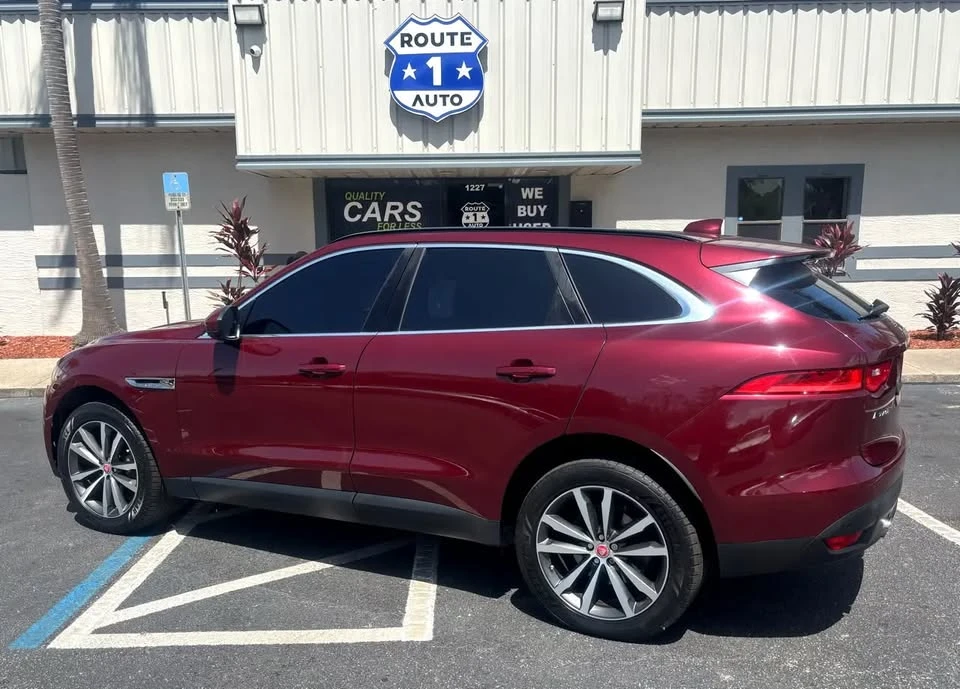 2017 Jaguar F-Pace - Image 3 of 12