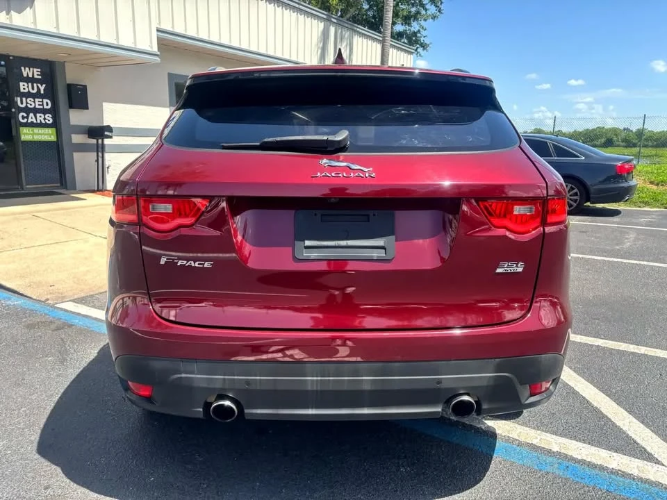 2017 Jaguar F-Pace - Image 5 of 12