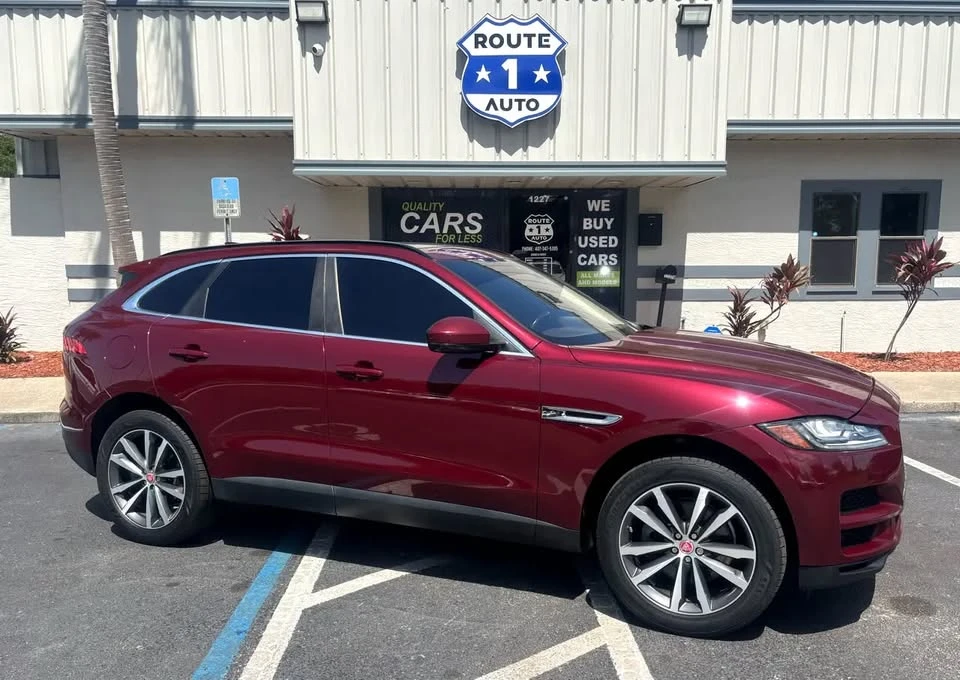 2017 Jaguar F-Pace - Image 6 of 12