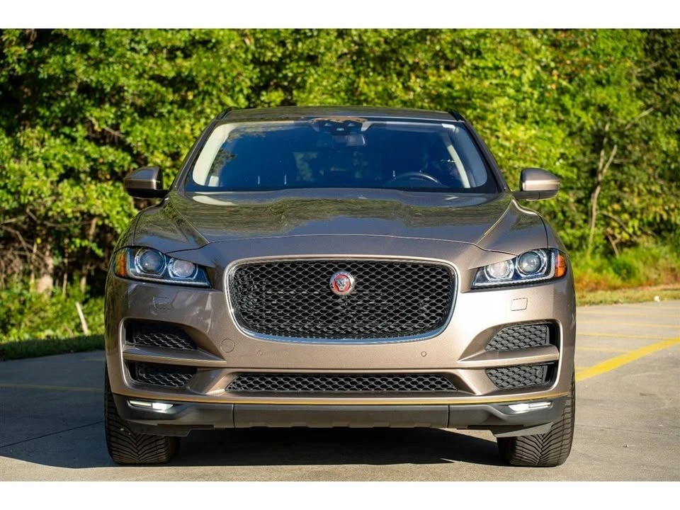 2017 Jaguar F-Pace - Image 2 of 20