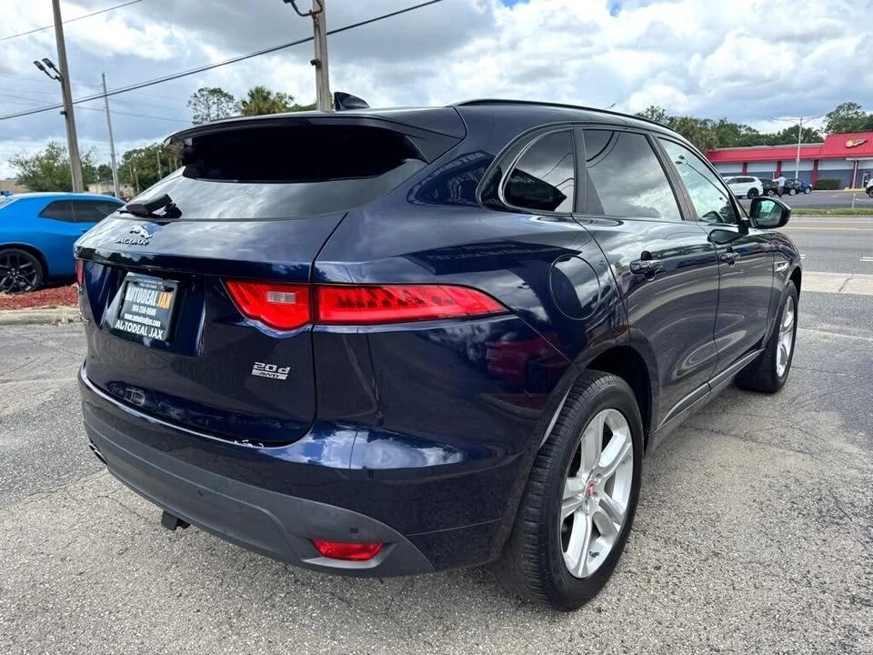 2017 Jaguar F-Pace - Image 4 of 14