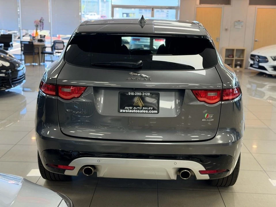 2017 Jaguar F-Pace - Image 5 of 20