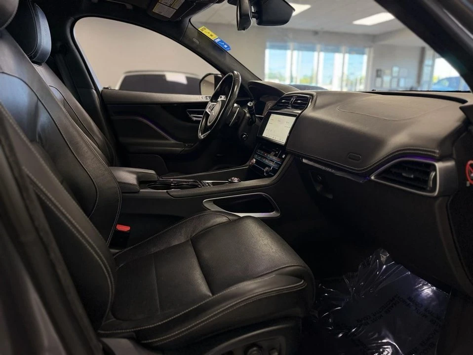 2017 Jaguar F-Pace - Image 15 of 20