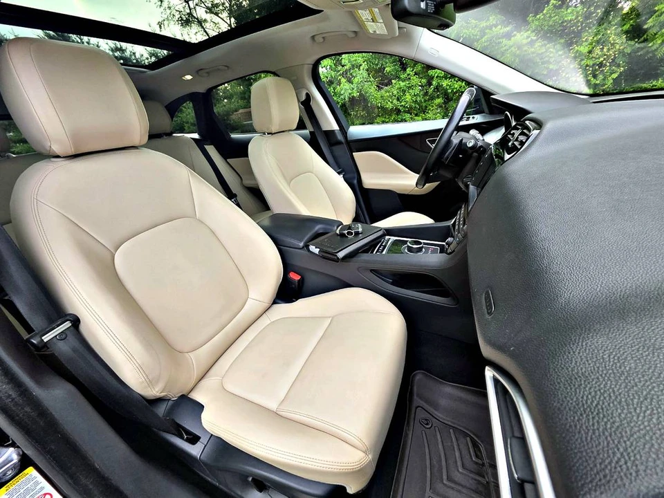 2017 Jaguar F-Pace - Image 17 of 22
