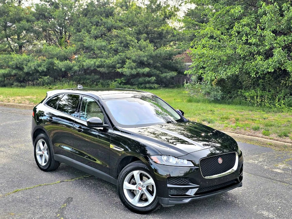 2017 Jaguar F-Pace - Image 7 of 22